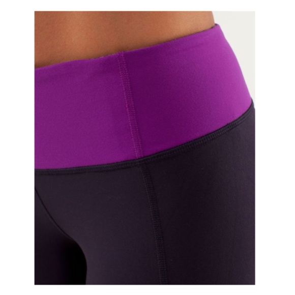 LULULEMON Gather & Crow Crop Black Swan/Violet Herringbone Reversible Size 6 - Picture 5 of 16